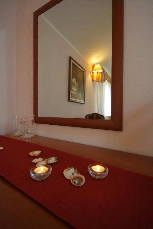 Hotel Trogir Quarto foto
